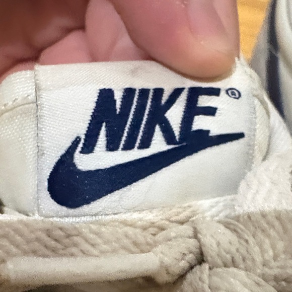 Nike White and Navy Sneakers with Gum Sole - Picture 2 of 6